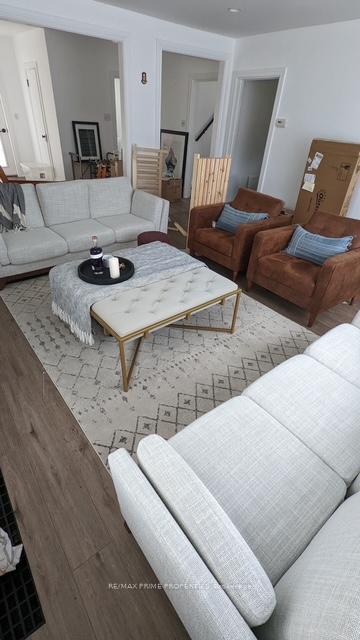 Photo 9 of Unit Upper, 199 Owen Street, Barrie, Wellington — HOMEH