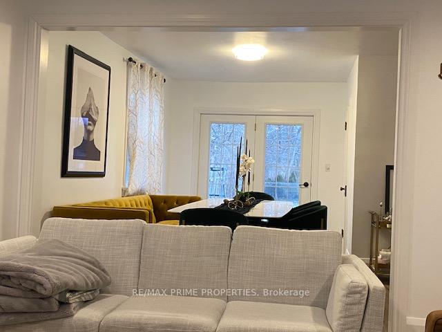 Photo 11 of Unit Upper, 199 Owen Street, Barrie, Wellington — HOMEH