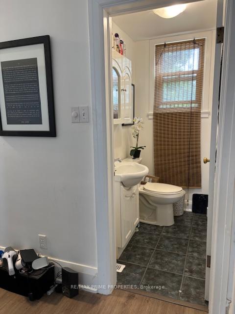 Photo 12 of Unit Upper, 199 Owen Street, Barrie, Wellington — HOMEH