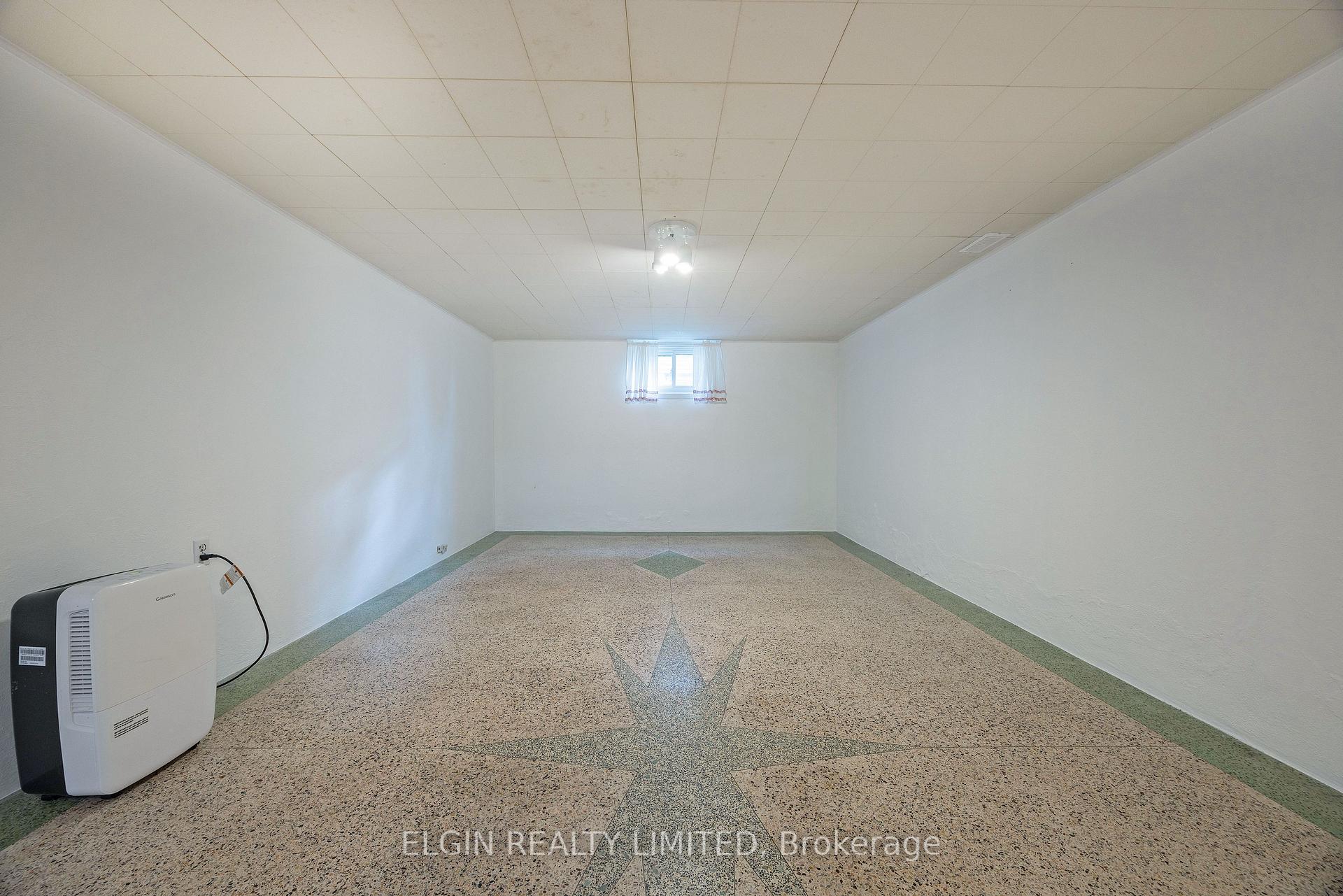 Photo 19 of 178 Myrtle Street, St. Thomas — HOMEH