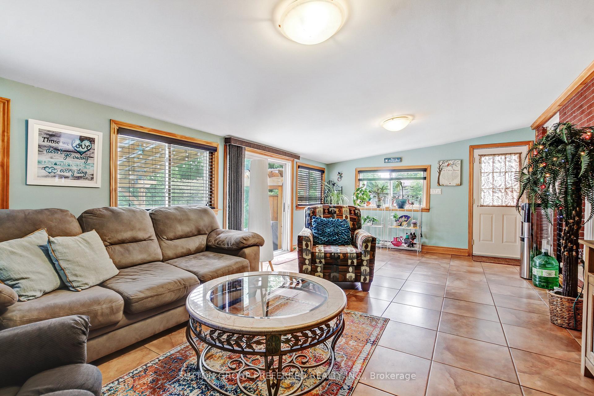 Photo 13 of 211 Union Street, Central Elgin, Belmont — HOMEH