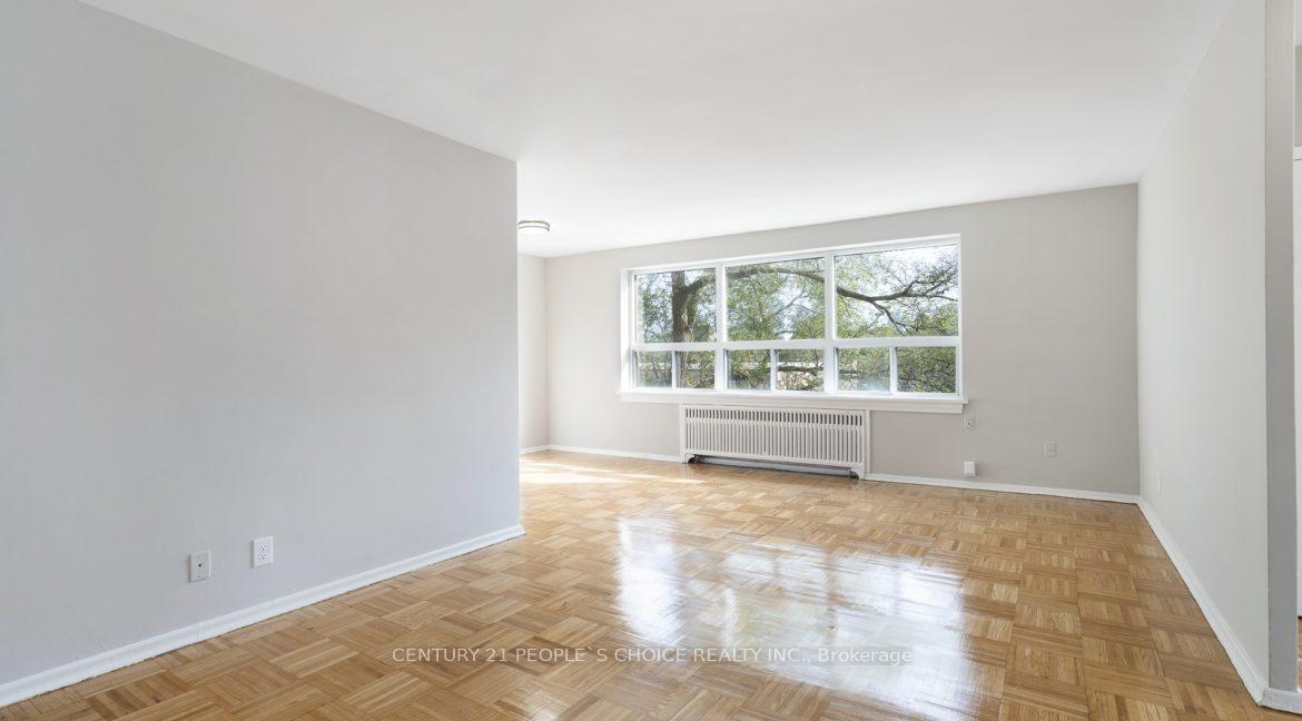 Photo 3 of Unit 1, 183 Berry Road, Etobicoke, Stonegate-Queensway — HOMEH