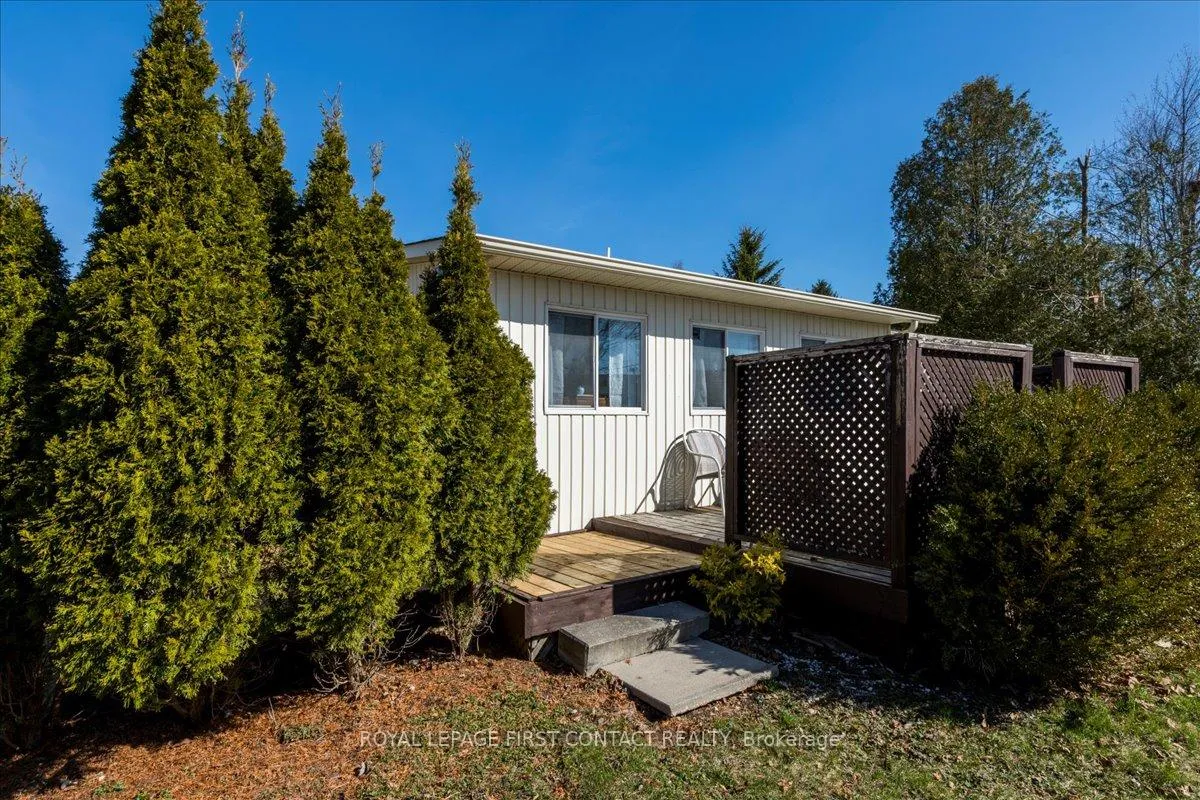Photo 25 of 23 Mimosa Crescent, Innisfil, Rural Innisfil — HOMEH