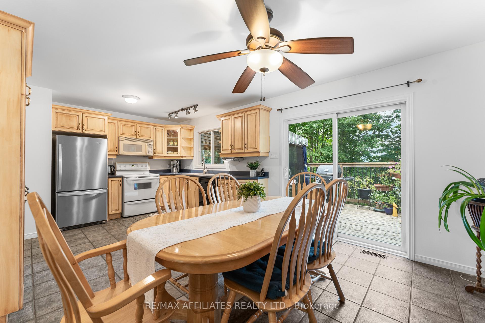 Photo 10 of 3662 Forestview Lane, Ottawa, Dunrobin Shores — HOMEH