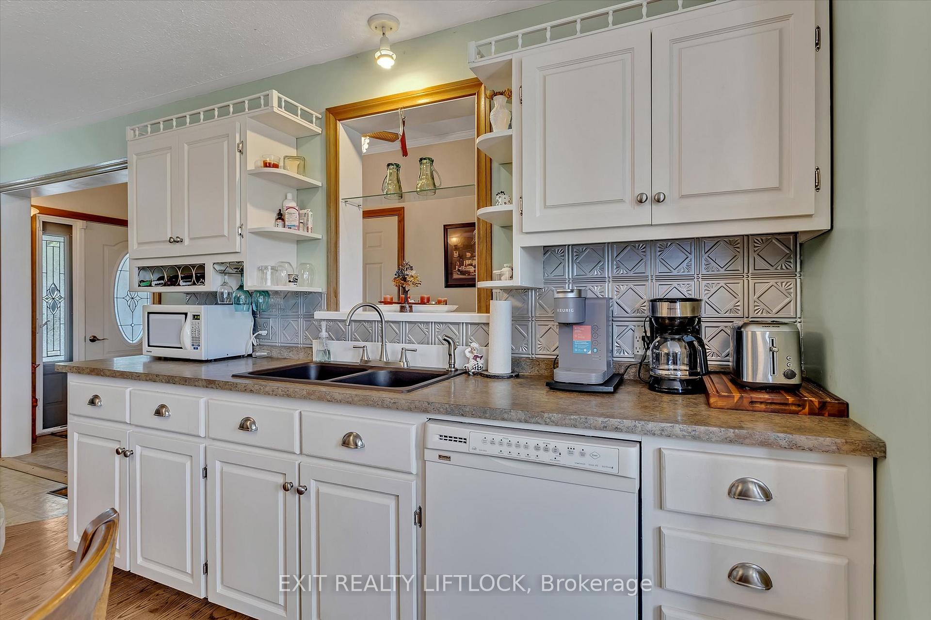 Photo 8 of 890 Stewart Line, Cavan Monaghan, Cavan Twp — HOMEH