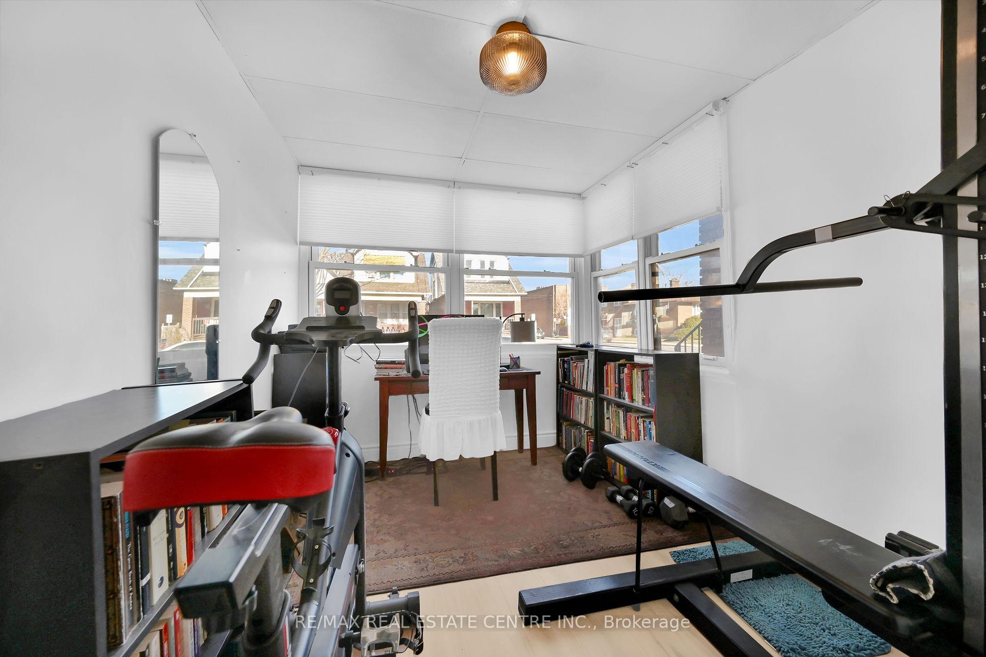 Photo 39 of 64 Argyle Avenue, Hamilton, Crown Point — HOMEH
