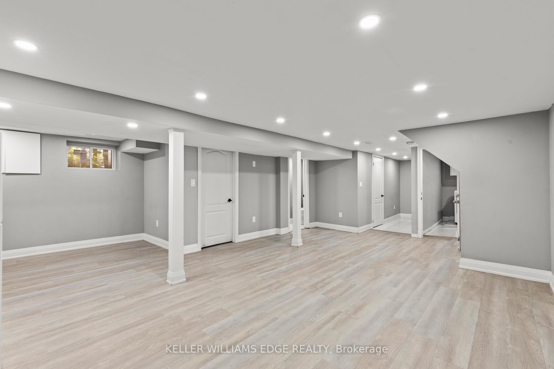 Photo 21 of 167 Kenilworth Avenue S, Hamilton, Bartonville — HOMEH
