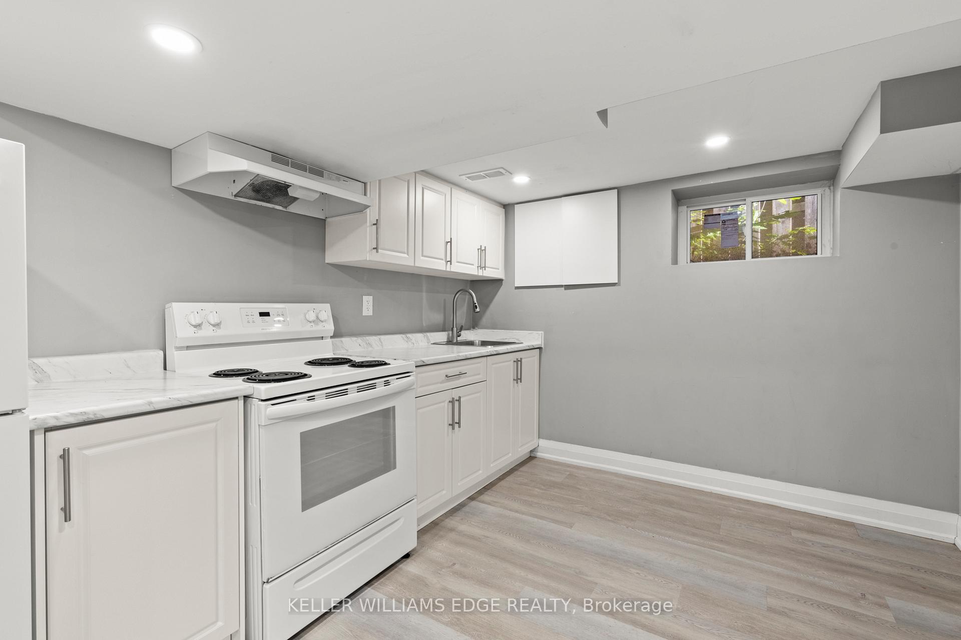 Photo 53 of 167 Kenilworth Avenue S, Hamilton, Bartonville — HOMEH
