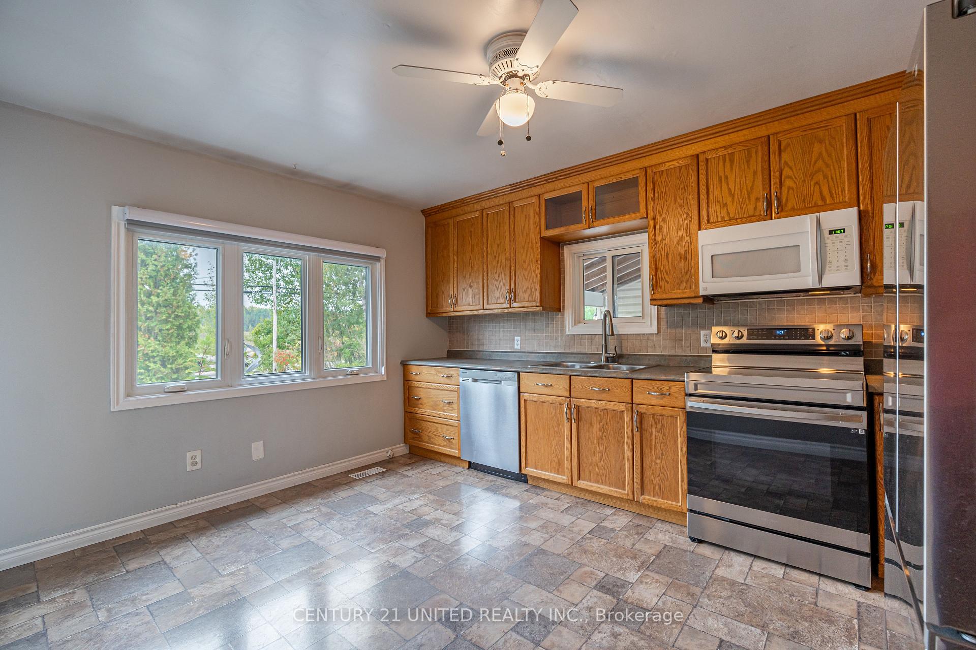 Photo 10 of 3774 Highway 28, Douro-Dummer — HOMEH