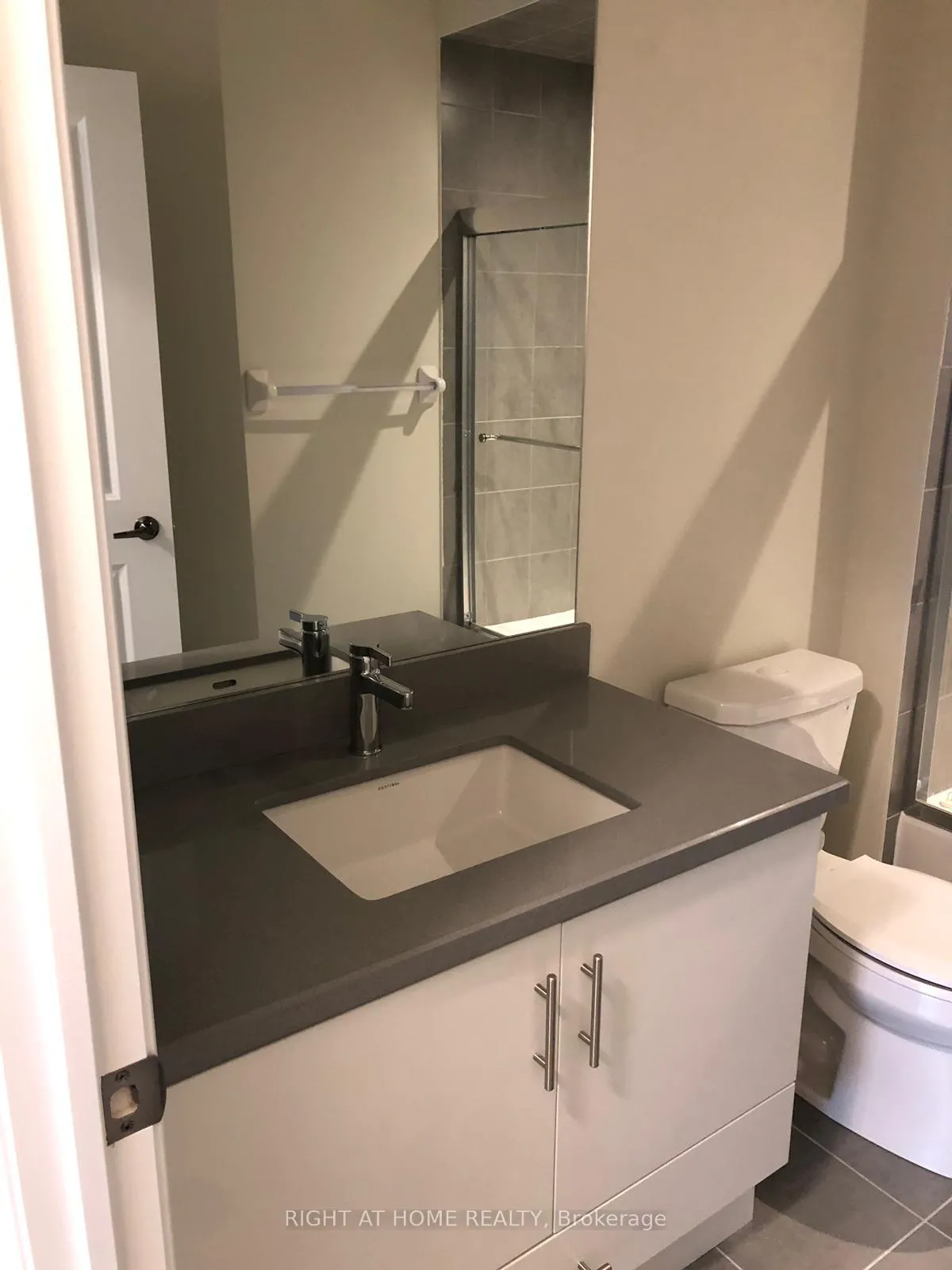 Photo 3 of Unit 520, 39 New Delhi Drive S, Markham, Cedarwood — HOMEH