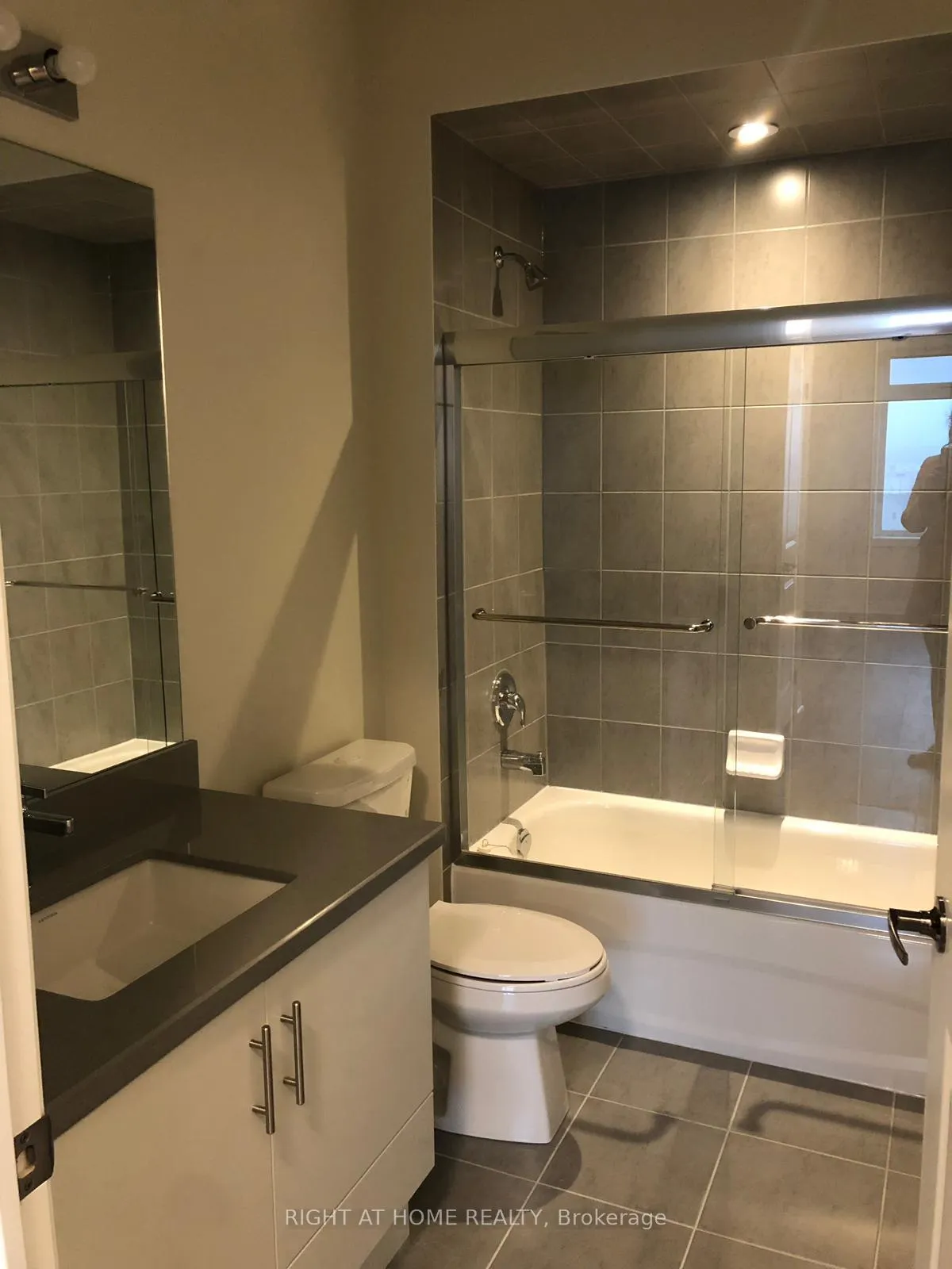 Photo 7 of Unit 520, 39 New Delhi Drive S, Markham, Cedarwood — HOMEH