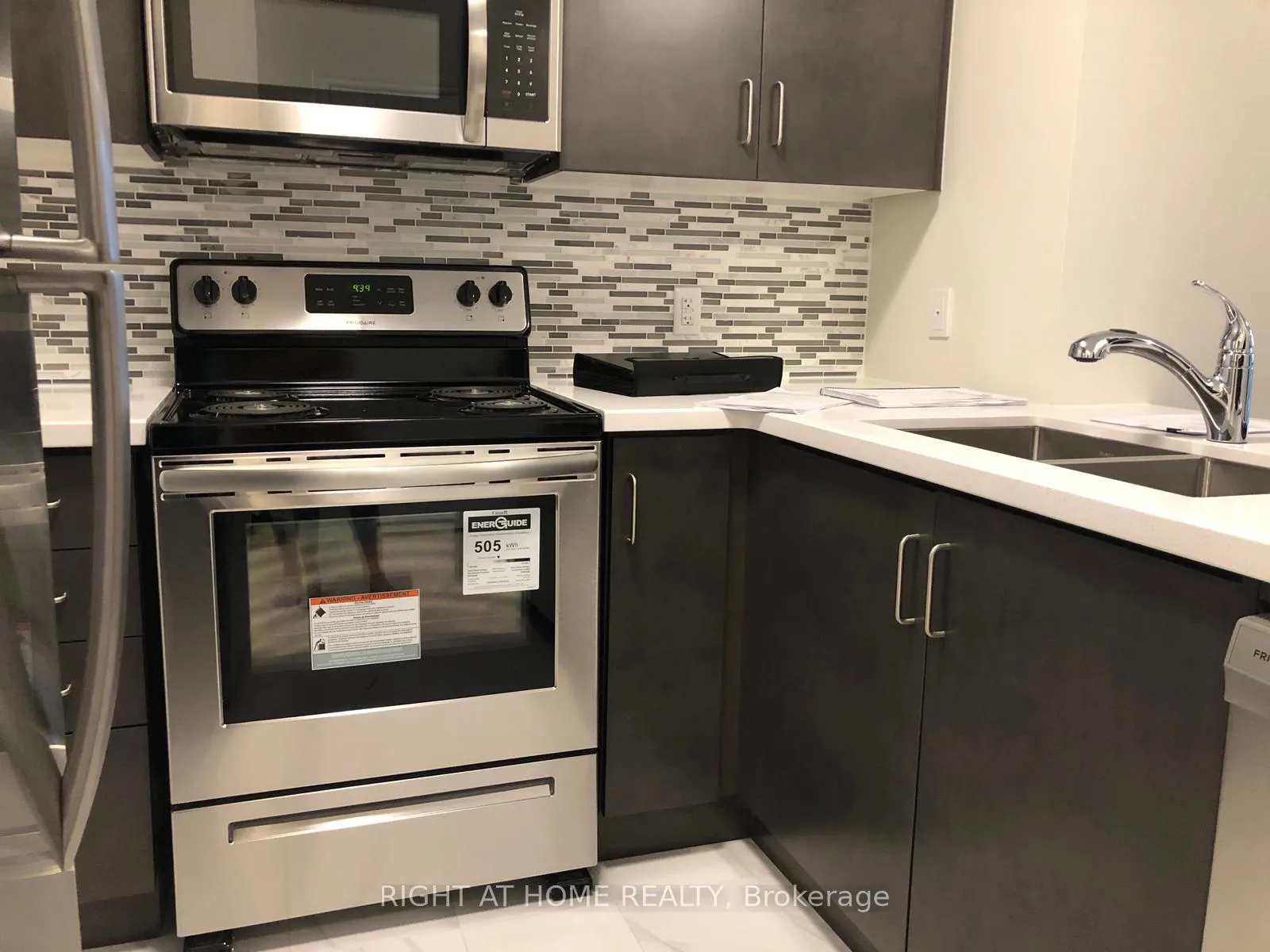 Photo 12 of Unit 520, 39 New Delhi Drive S, Markham, Cedarwood — HOMEH