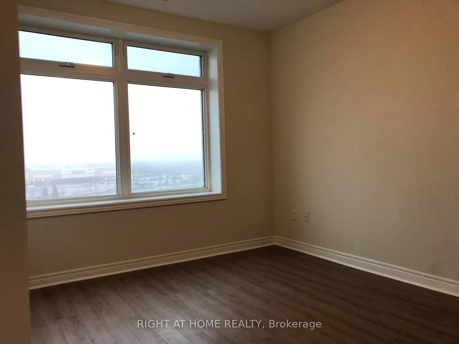 Photo 18 of Unit 520, 39 New Delhi Drive S, Markham, Cedarwood — HOMEH