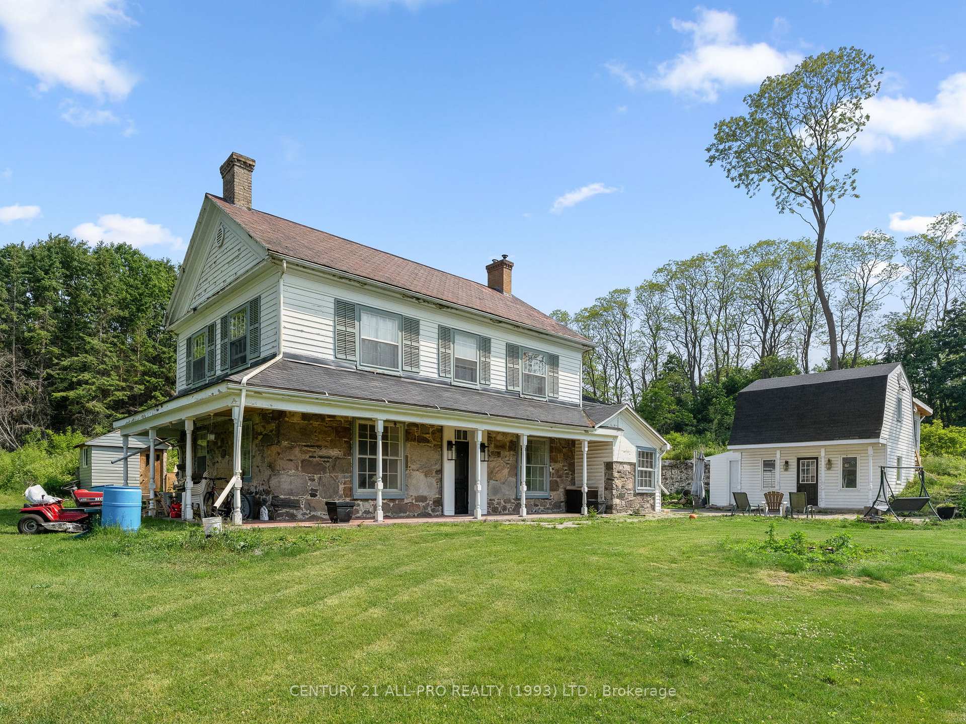 Photo 2 of 9340 Danforth Road E, Cobourg — HOMEH