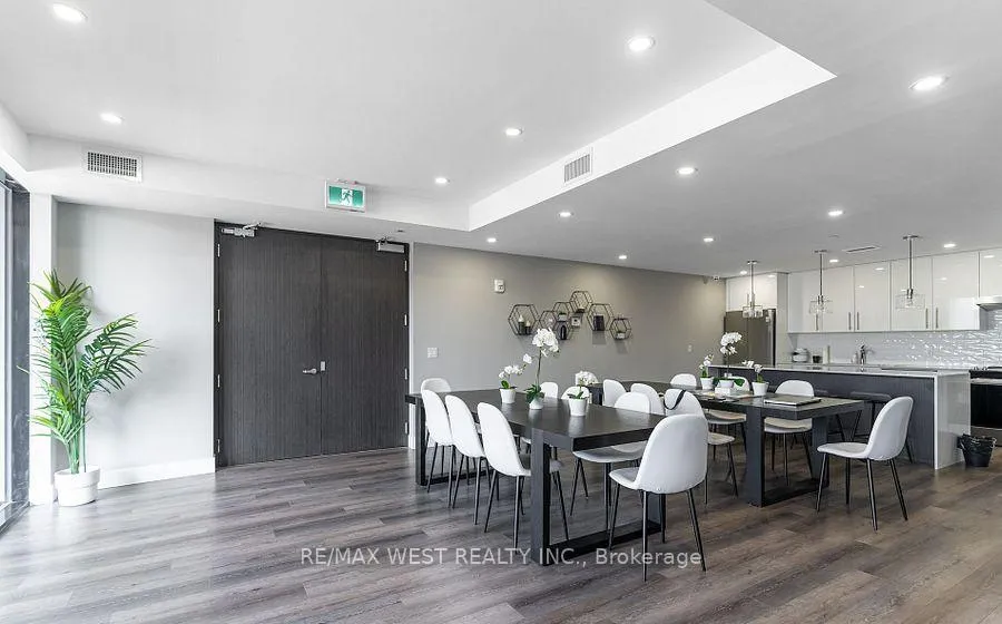 Photo 29 of Unit 908, 15 Queen Street S, Hamilton, Central — HOMEH