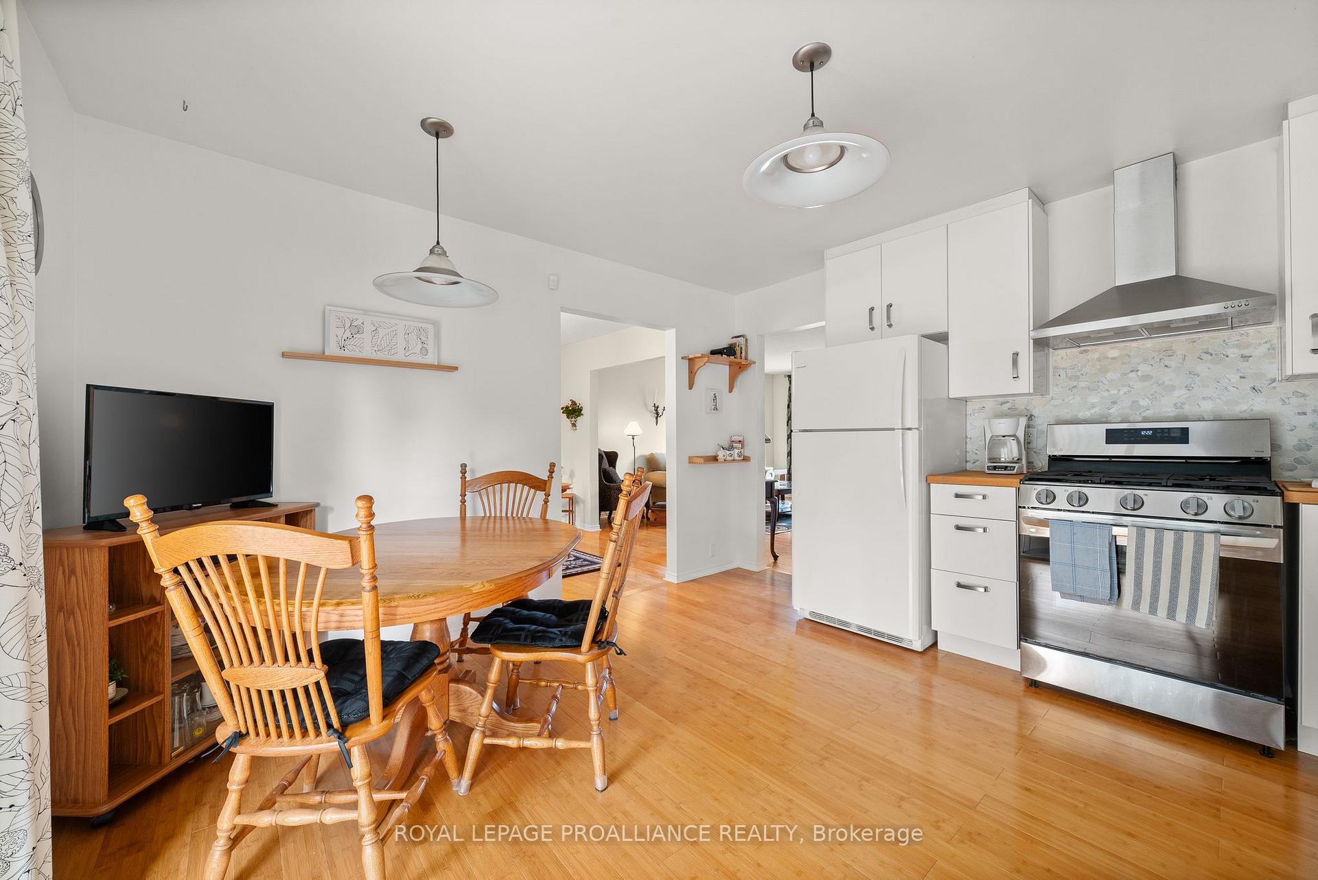 Photo 11 of 26 Tanner Drive, Stirling-Rawdon, Stirling Ward — HOMEH
