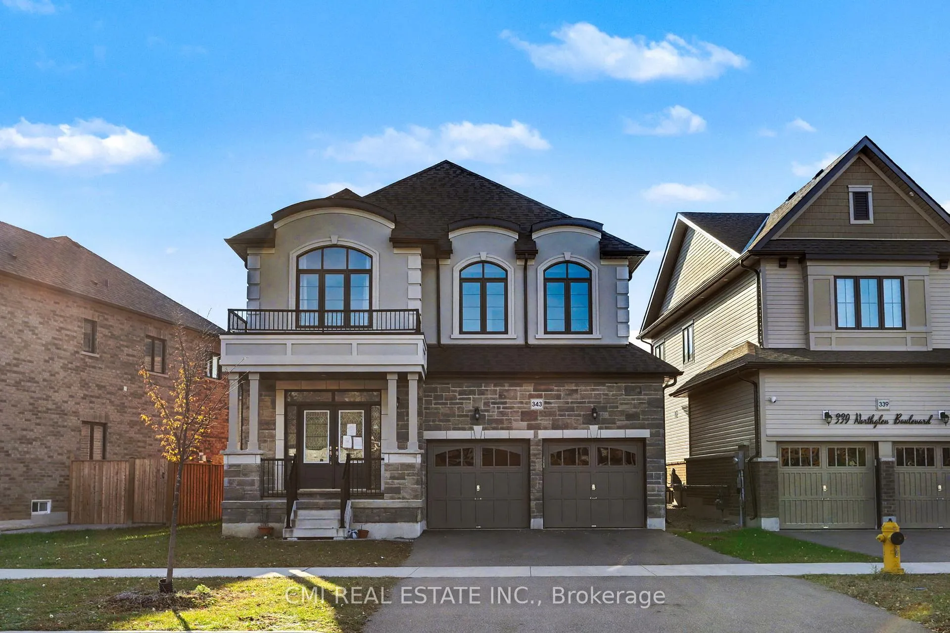 Photo 2 of 343 Northglen Boulevard W, Clarington, Bowmanville — HOMEH