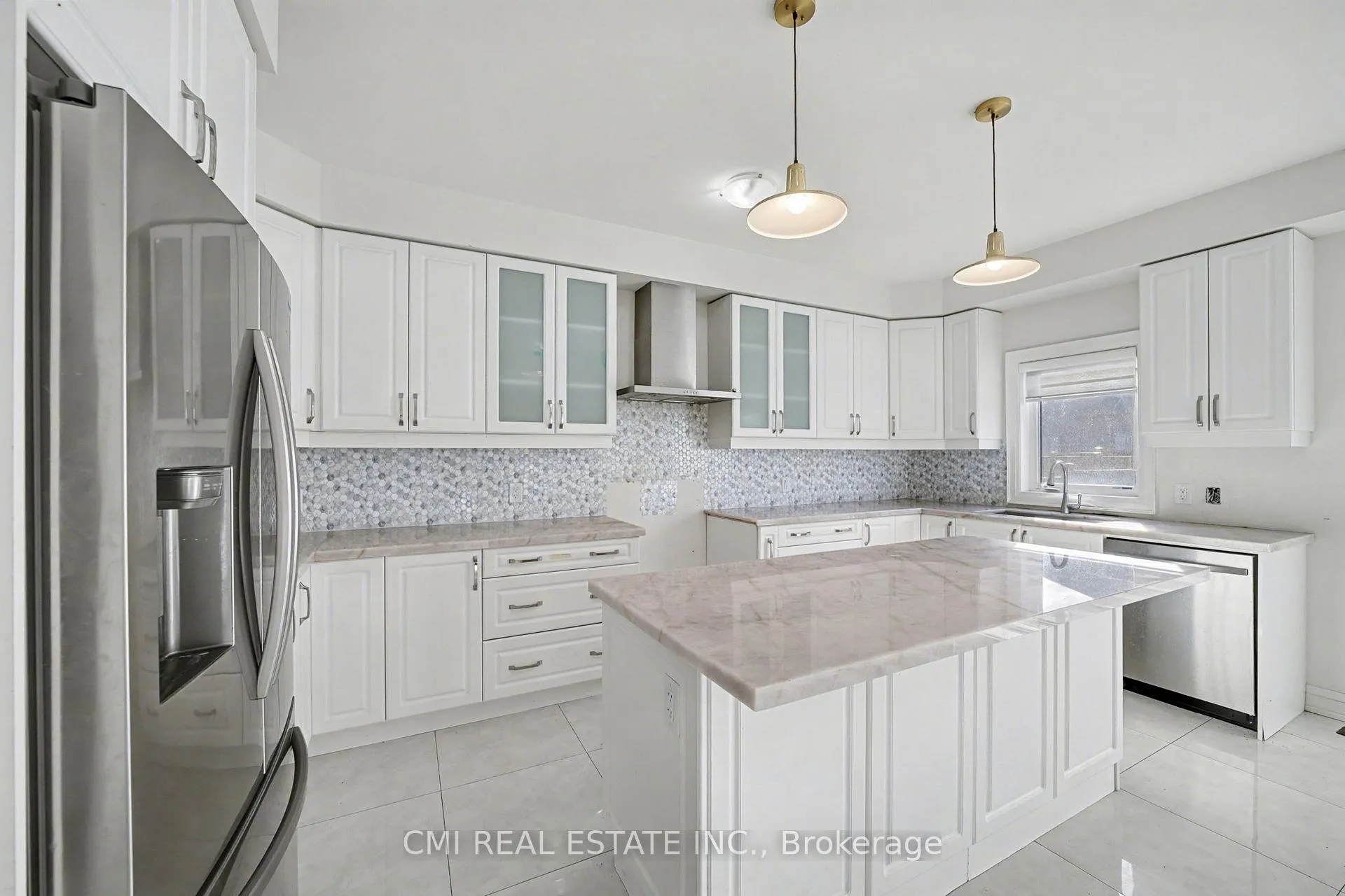 Photo 18 of 343 Northglen Boulevard W, Clarington, Bowmanville — HOMEH