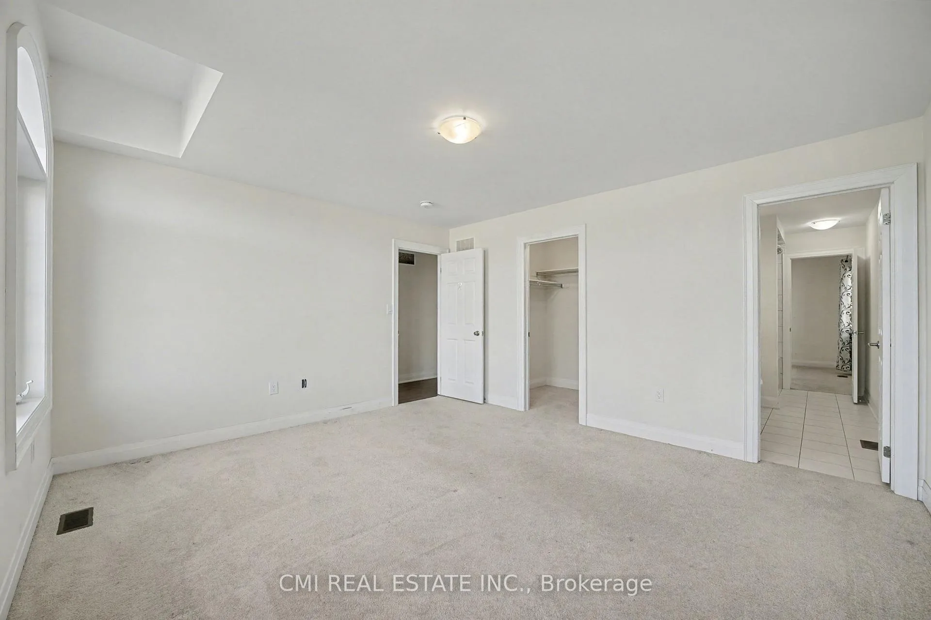 Photo 24 of 343 Northglen Boulevard W, Clarington, Bowmanville — HOMEH