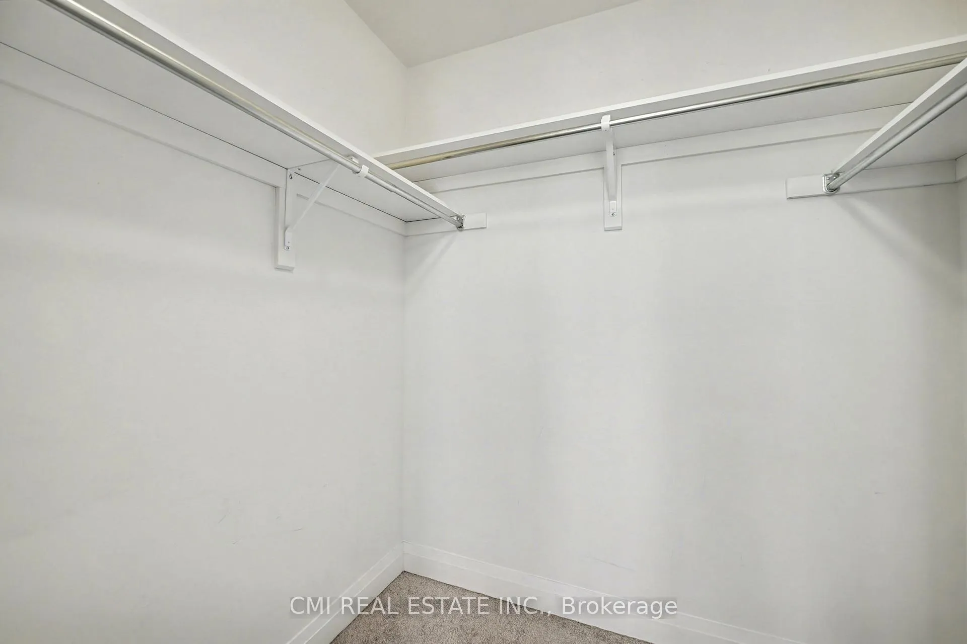 Photo 25 of 343 Northglen Boulevard W, Clarington, Bowmanville — HOMEH