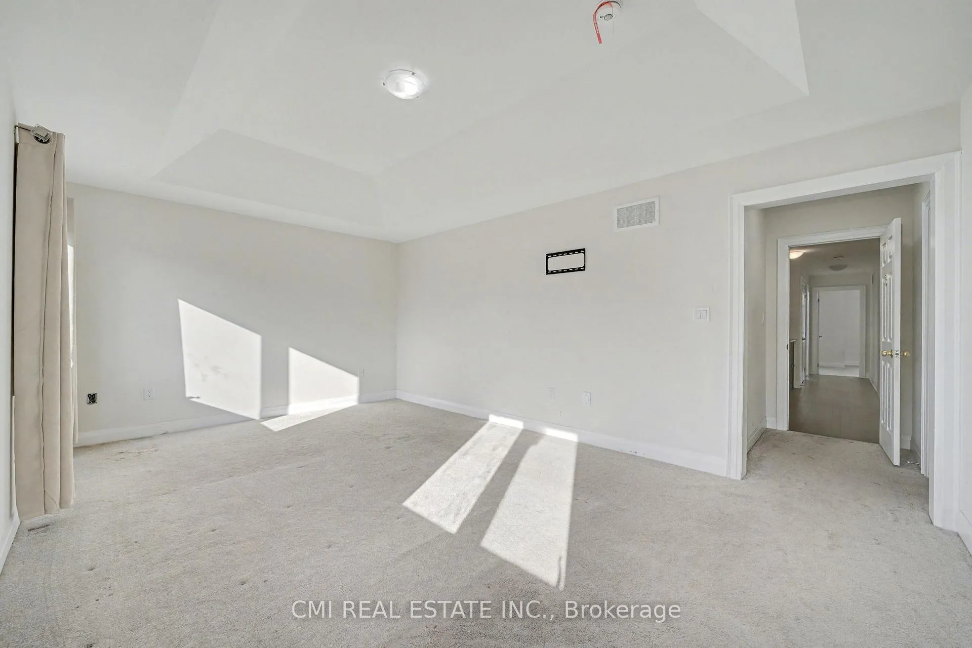 Photo 32 of 343 Northglen Boulevard W, Clarington, Bowmanville — HOMEH