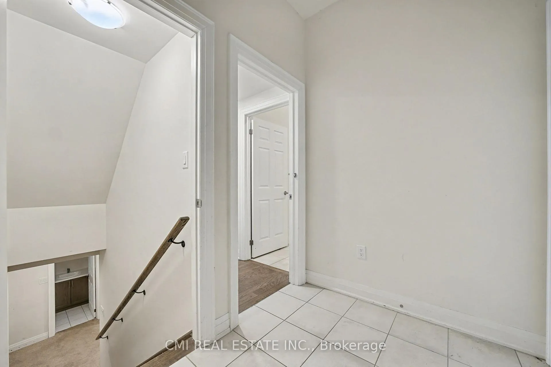 Photo 40 of 343 Northglen Boulevard W, Clarington, Bowmanville — HOMEH