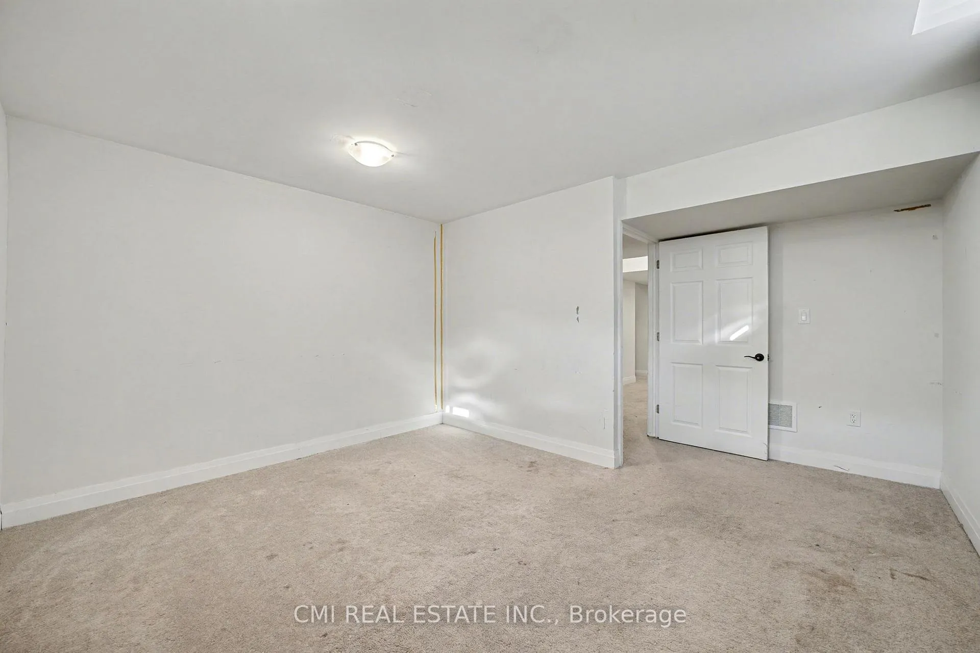 Photo 45 of 343 Northglen Boulevard W, Clarington, Bowmanville — HOMEH