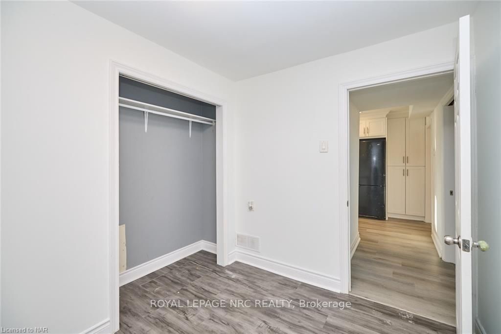 Photo 13 of 79 Bunting Road, St. Catharines, E. Chester — HOMEH