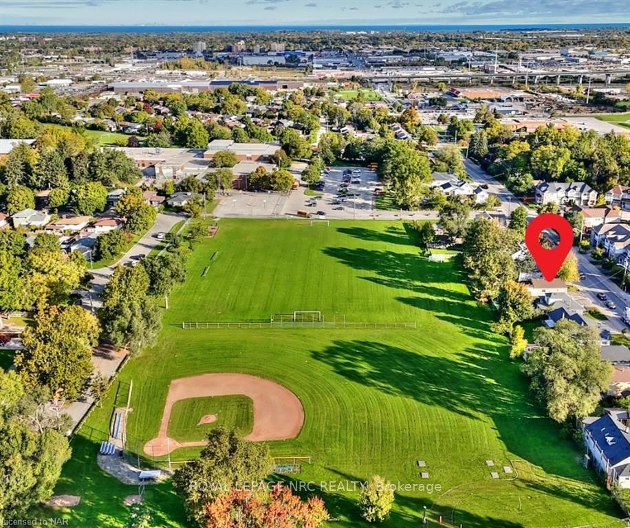 Photo 26 of 79 Bunting Road, St. Catharines, E. Chester — HOMEH