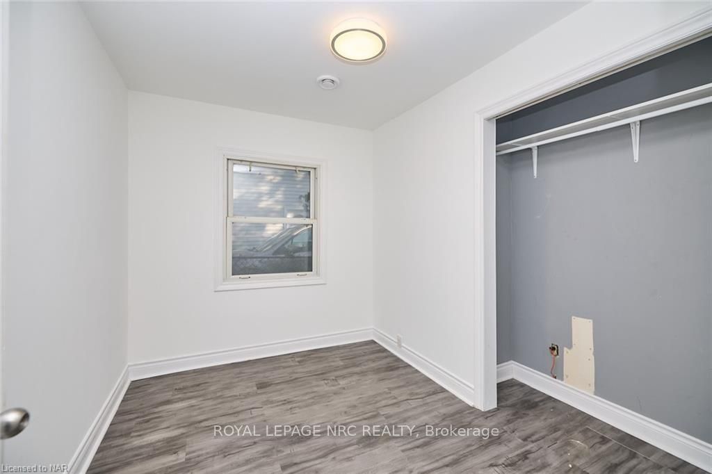 Photo 12 of 79 Bunting Road, St. Catharines, E. Chester — HOMEH