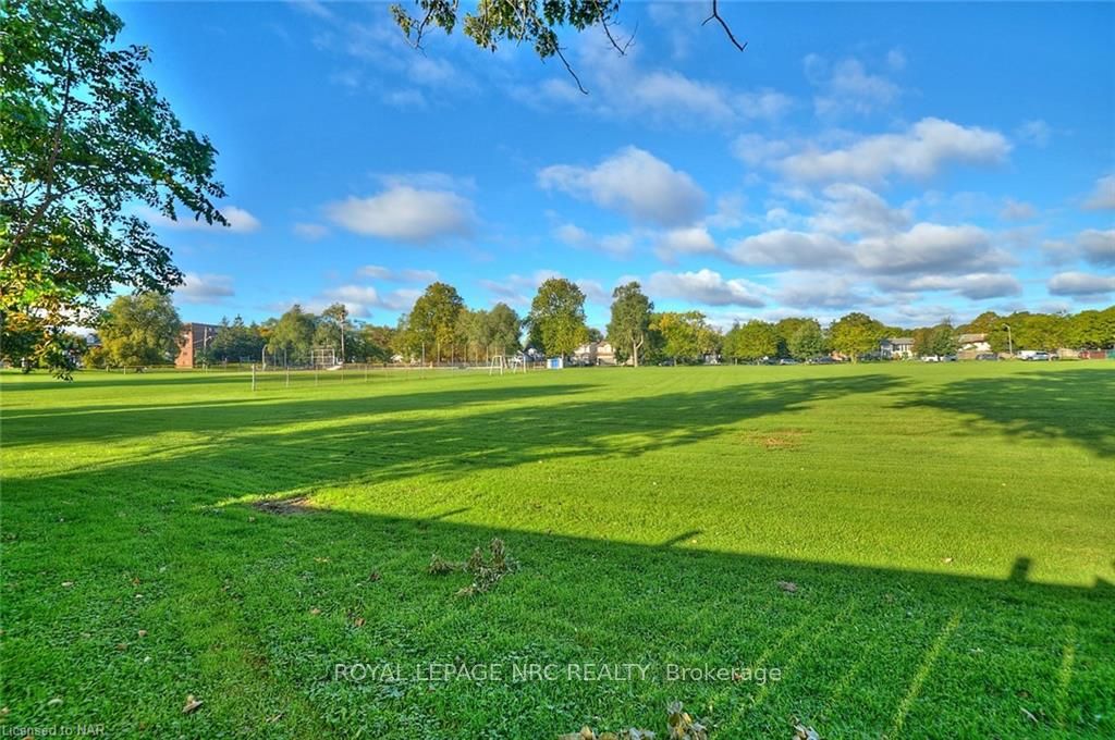 Photo 23 of 79 Bunting Road, St. Catharines, E. Chester — HOMEH