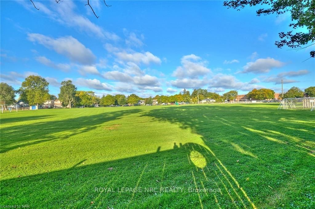 Photo 22 of 79 Bunting Road, St. Catharines, E. Chester — HOMEH