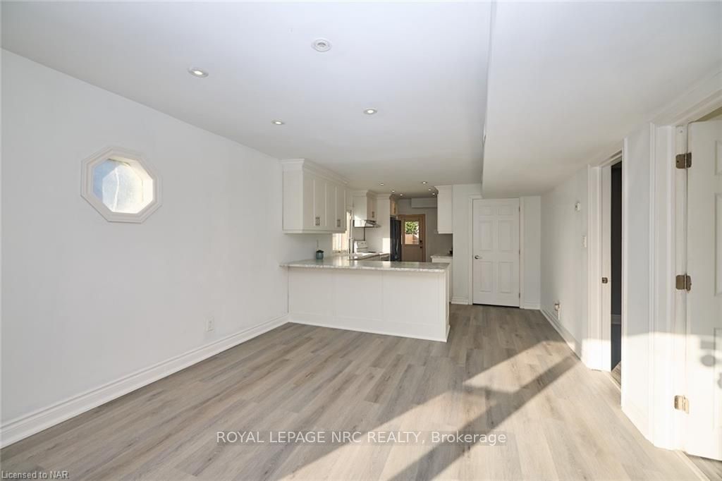 Photo 5 of 79 Bunting Road, St. Catharines, E. Chester — HOMEH