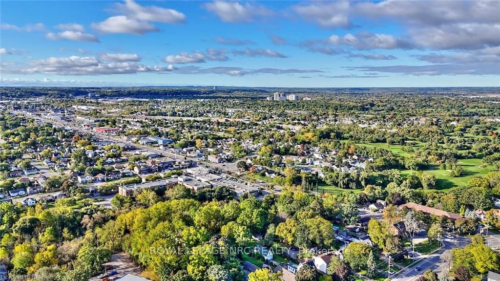 Photo 32 of 79 Bunting Road, St. Catharines, E. Chester — HOMEH