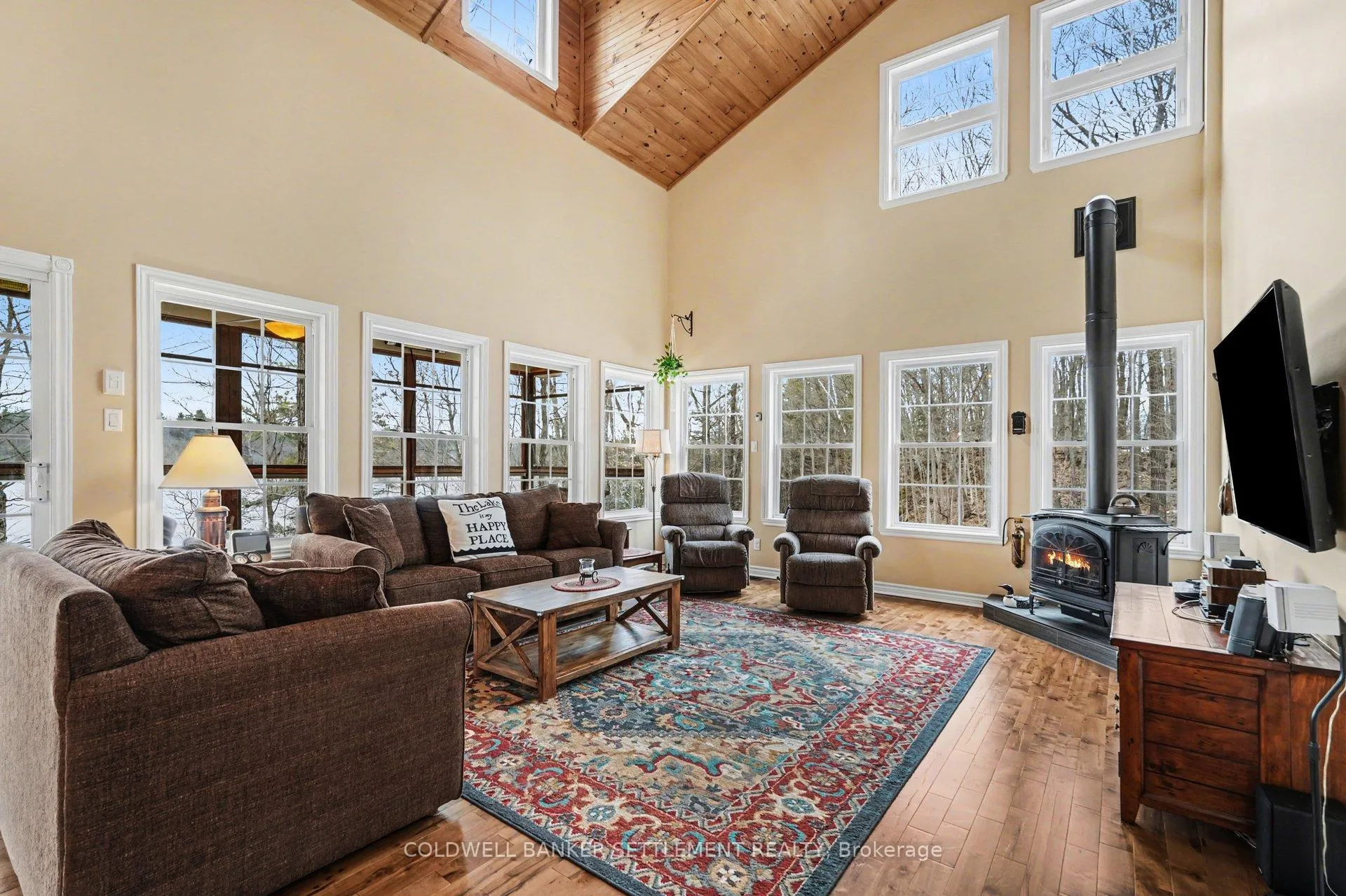 Photo 12 of 200 Walnut Point Road, Rideau Lakes, Rideau Lakes (South Crosby) Twp — HOMEH