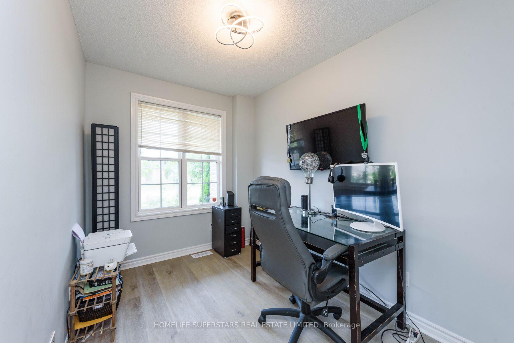 Photo 2 of 59 Thames Way, Hamilton, Mount Hope — HOMEH