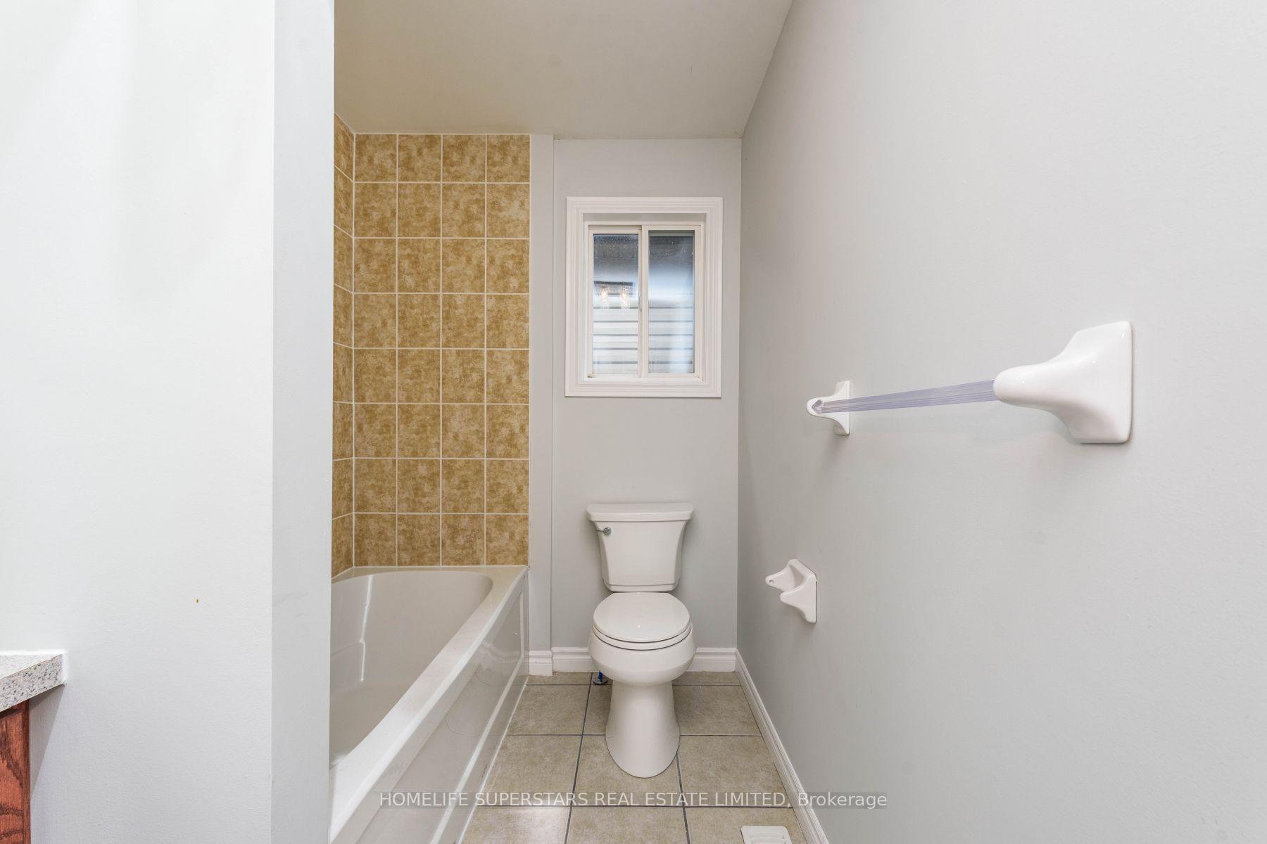 Photo 16 of 59 Thames Way, Hamilton, Mount Hope — HOMEH