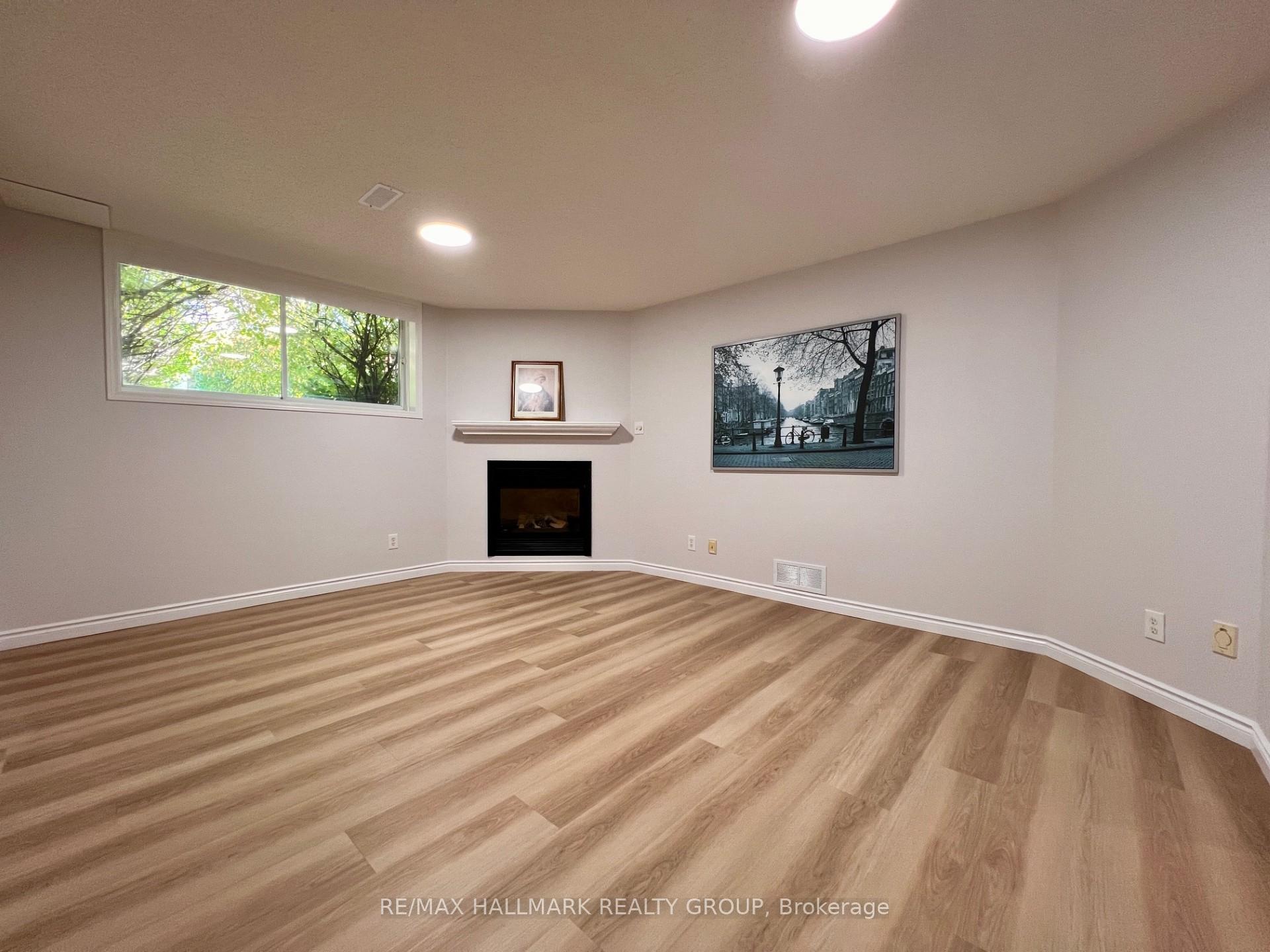 Photo 25 of 4 Valemont St Street, Ottawa, Barrhaven East — HOMEH