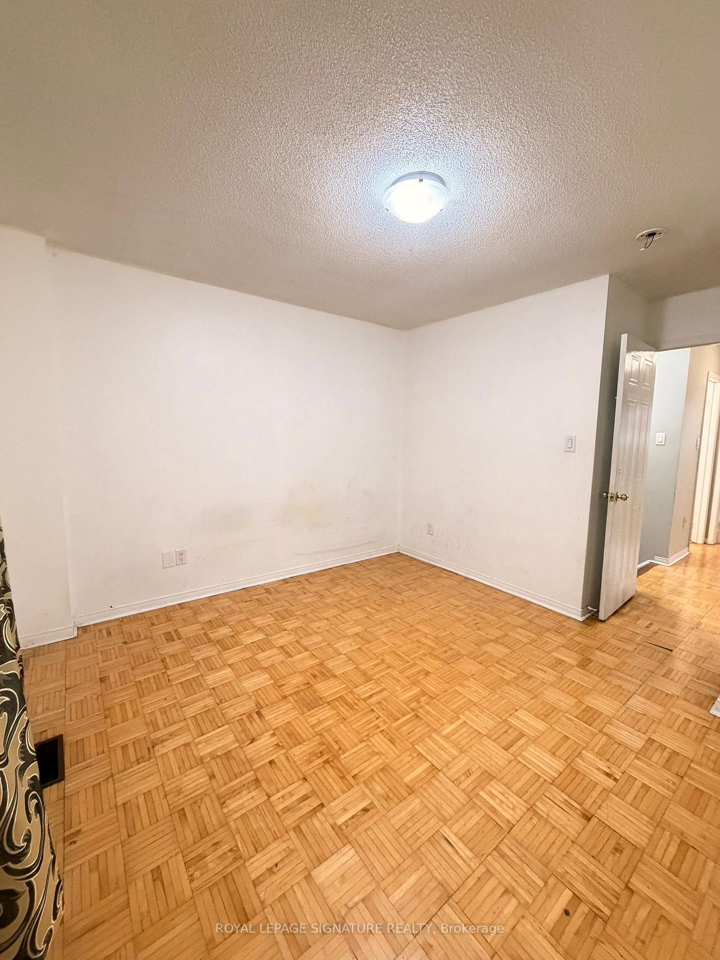Photo 15 of Unit Upper, 64 Woodside Court, Brampton, Fletcher's Creek South — HOMEH
