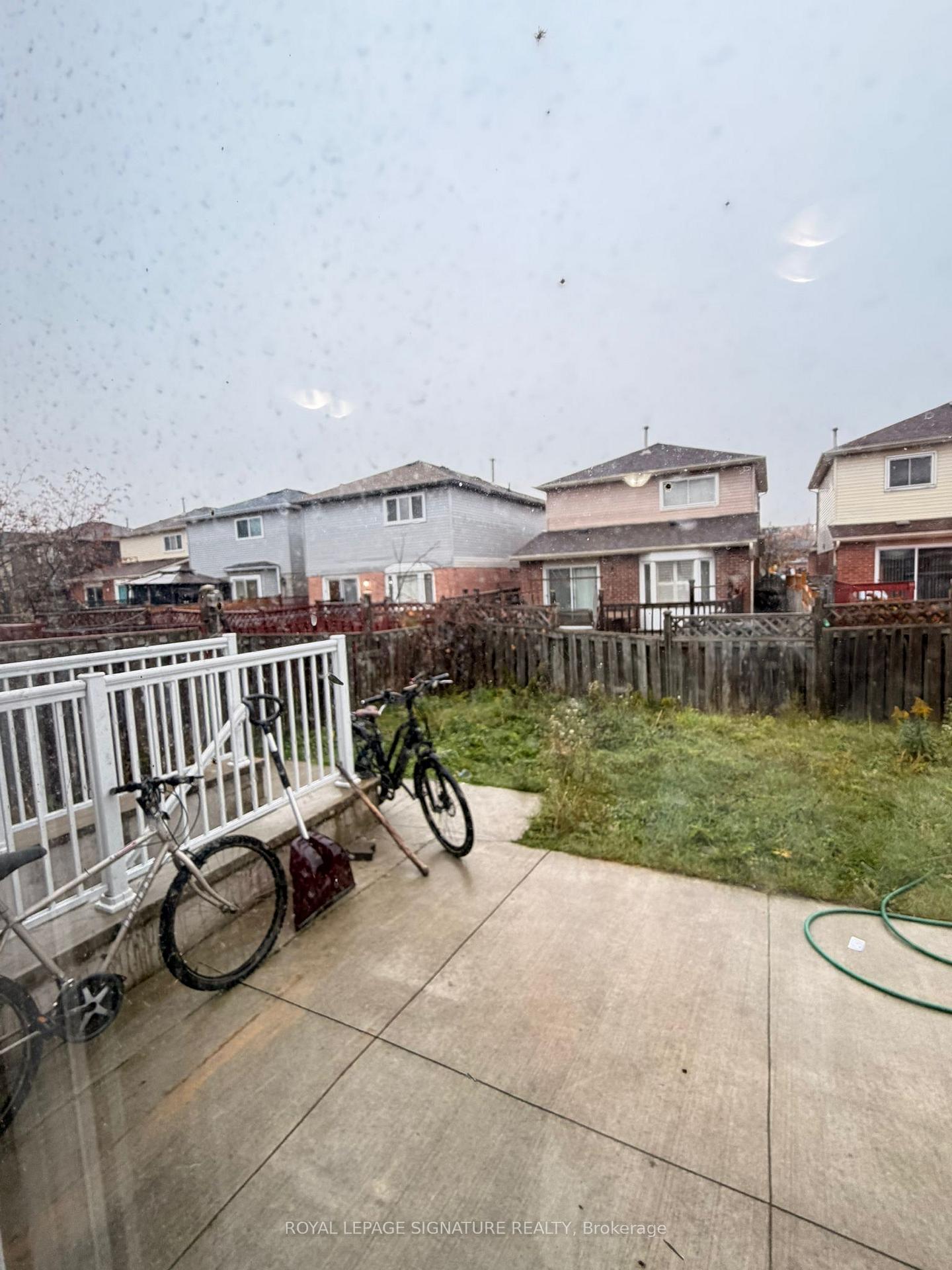 Photo 18 of Unit Upper, 64 Woodside Court, Brampton, Fletcher's Creek South — HOMEH