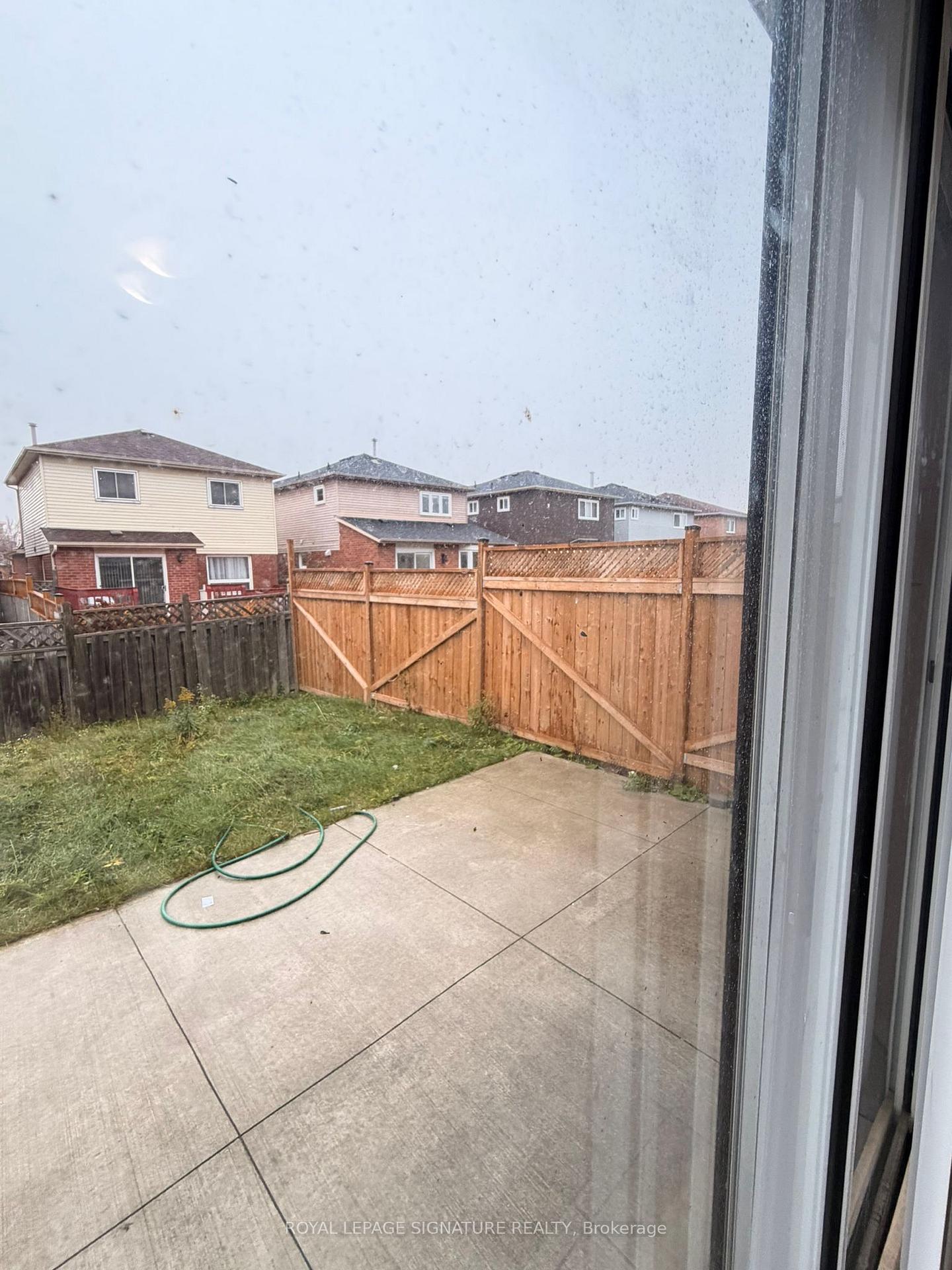 Photo 19 of Unit Upper, 64 Woodside Court, Brampton, Fletcher's Creek South — HOMEH