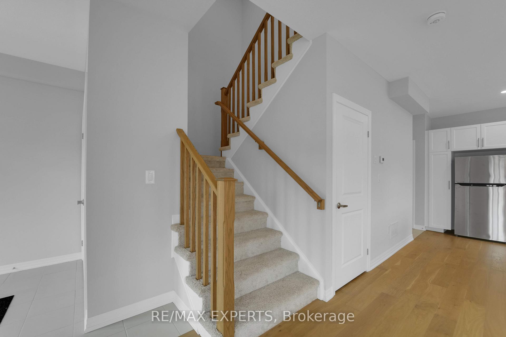 Photo 25 of 2 Bromley Drive, St. Catharines, Port Weller — HOMEH