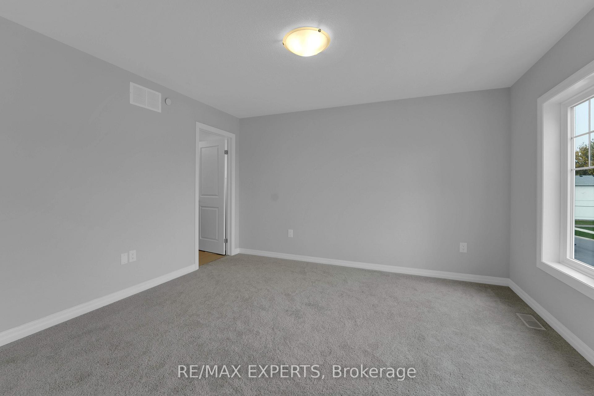 Photo 26 of 2 Bromley Drive, St. Catharines, Port Weller — HOMEH