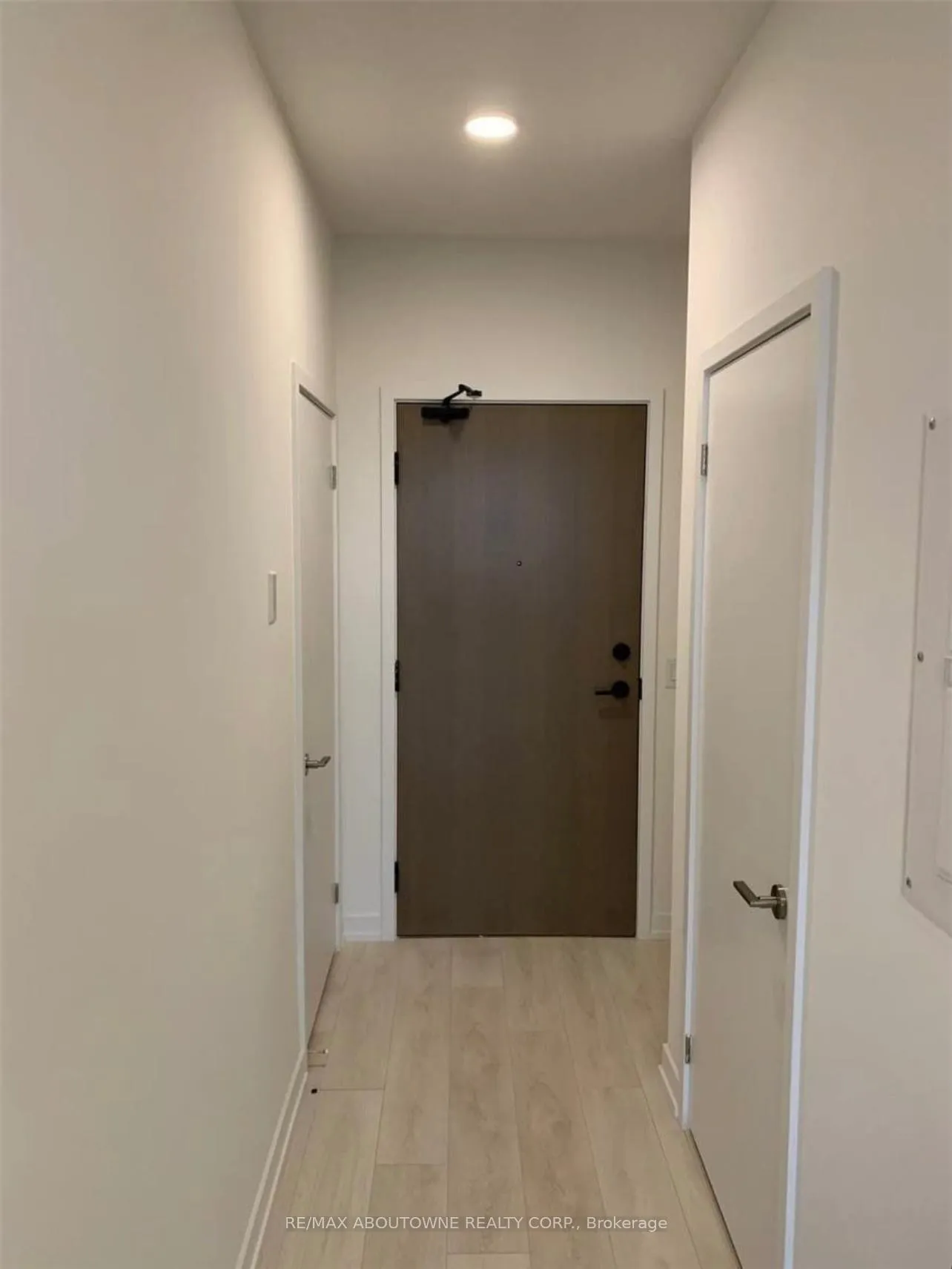Photo 3 of Unit 2402, 225 Sumach Street, Toronto, Regent Park — HOMEH