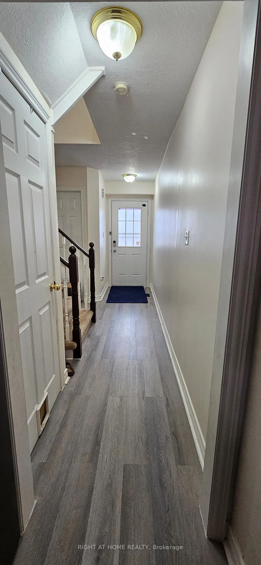 Photo 8 of 84 Bloomington Drive, Cambridge, Little's Corners — HOMEH