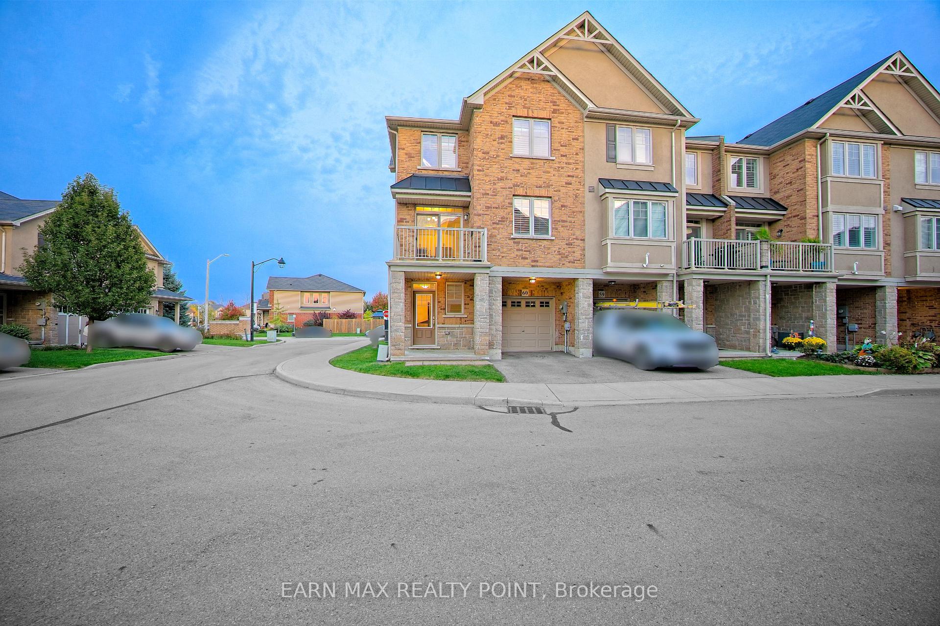 Photo 5 of Unit 60, 201 Westbank Trail, Hamilton, Stoney Creek Mountain — HOMEH