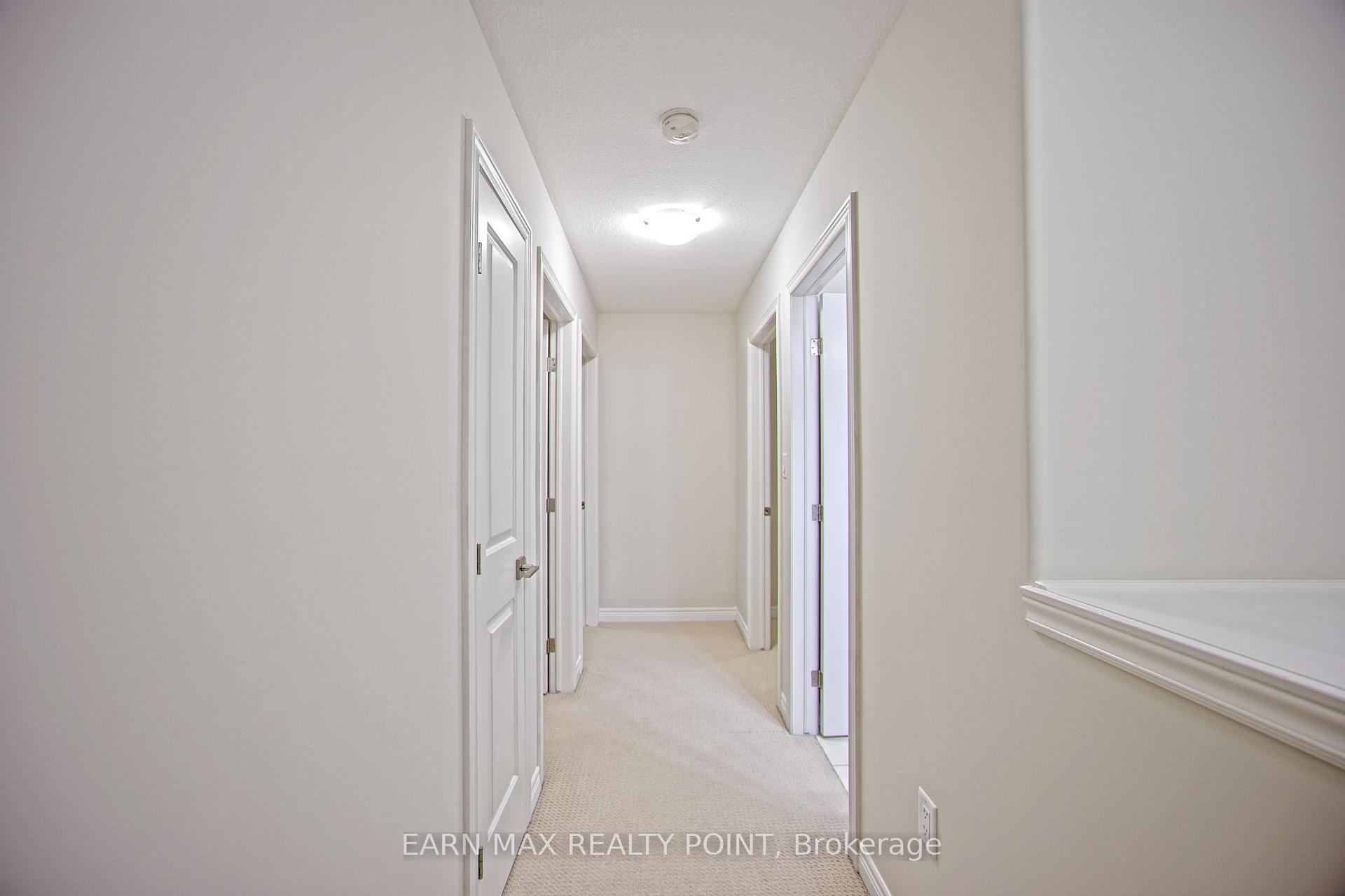 Photo 20 of Unit 60, 201 Westbank Trail, Hamilton, Stoney Creek Mountain — HOMEH