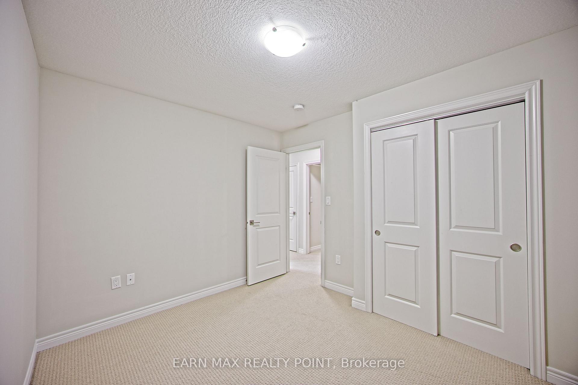 Photo 30 of Unit 60, 201 Westbank Trail, Hamilton, Stoney Creek Mountain — HOMEH
