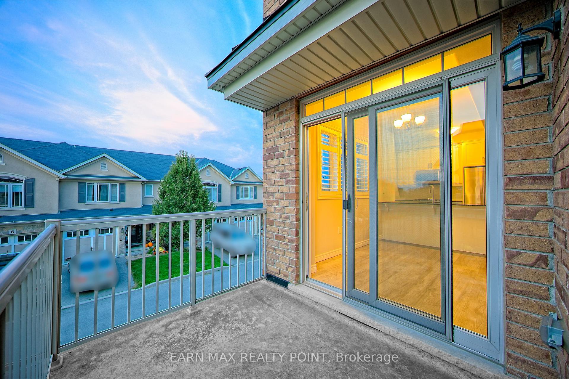 Photo 32 of Unit 60, 201 Westbank Trail, Hamilton, Stoney Creek Mountain — HOMEH