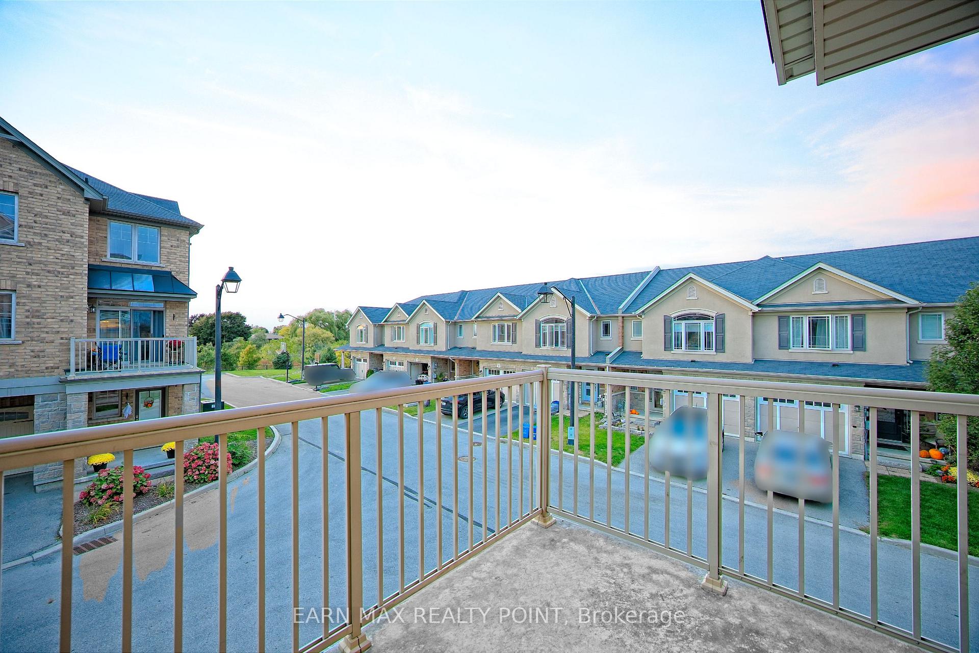 Photo 34 of Unit 60, 201 Westbank Trail, Hamilton, Stoney Creek Mountain — HOMEH